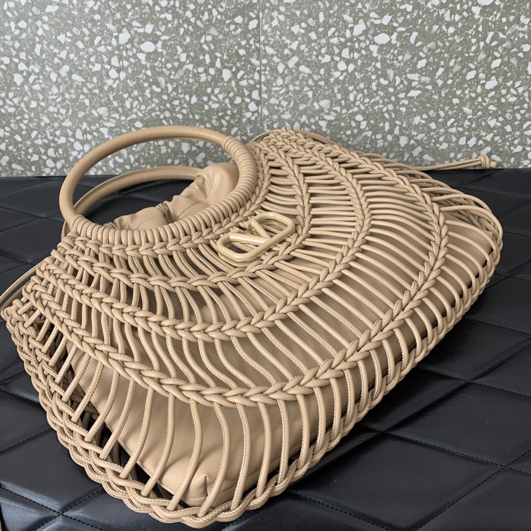 Bagsaaa Va1e*ntin0 Allknots Woven Leather Shopper Beige - 38x34x7 cm