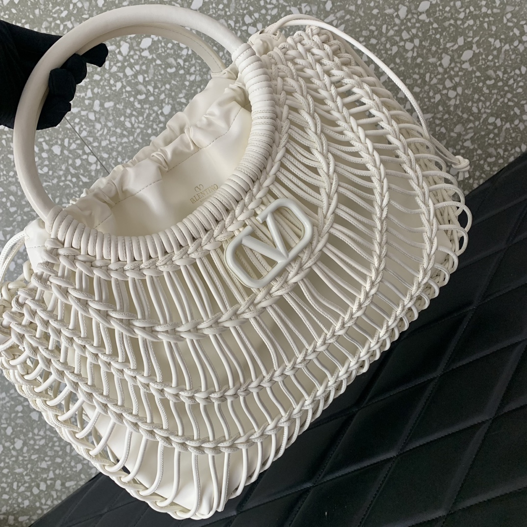 Bagsaaa Va1e*ntin0 Allknots Woven Leather Shopper White - 38x34x7 cm