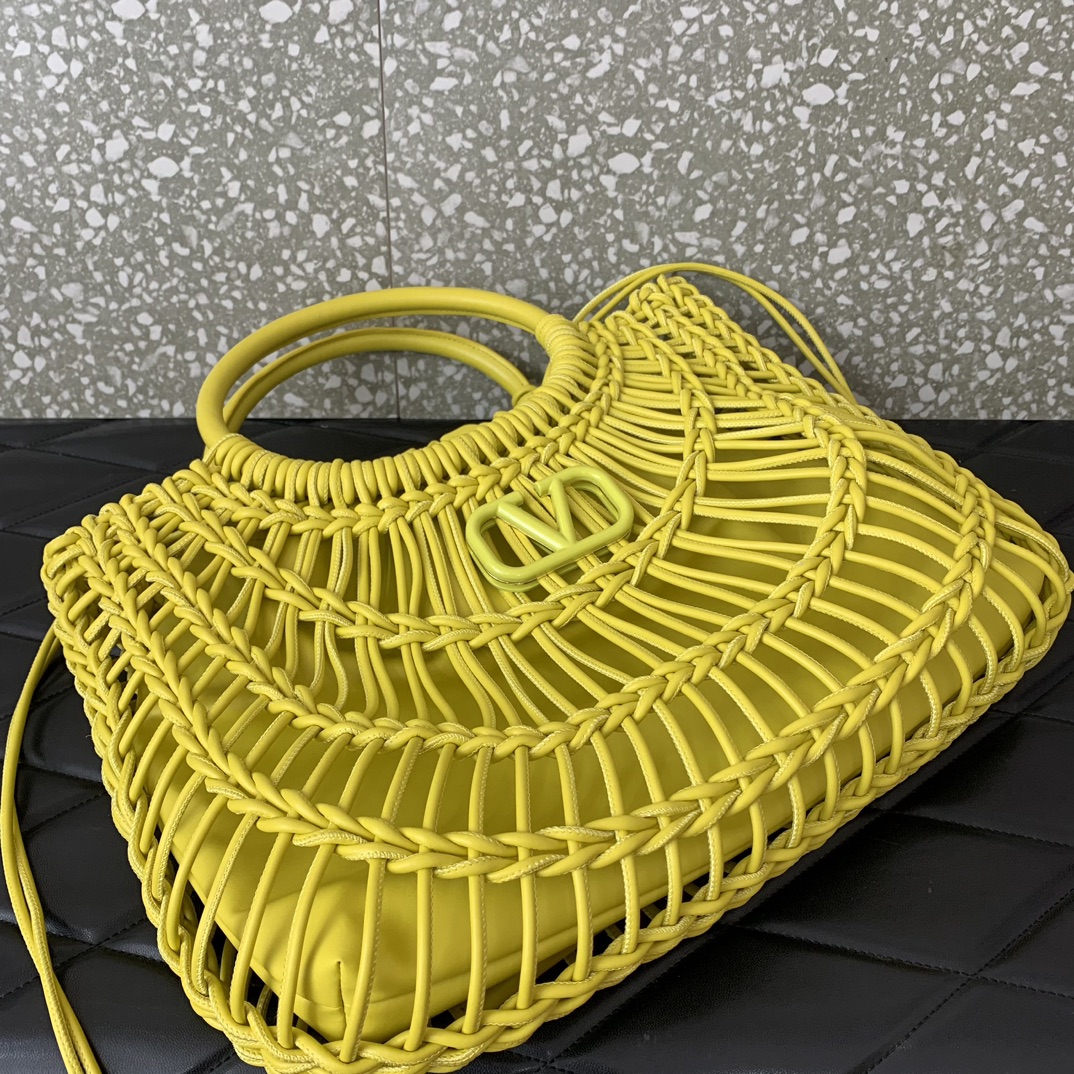 Bagsaaa Va1e*ntin0 Allknots Woven Leather Shopper Yellow - 38x34x7 cm
