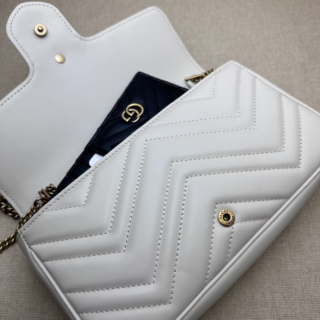 Bagsaaa Gvc*1 GG Marmont mini bag 751526 white - 21x12x5cm