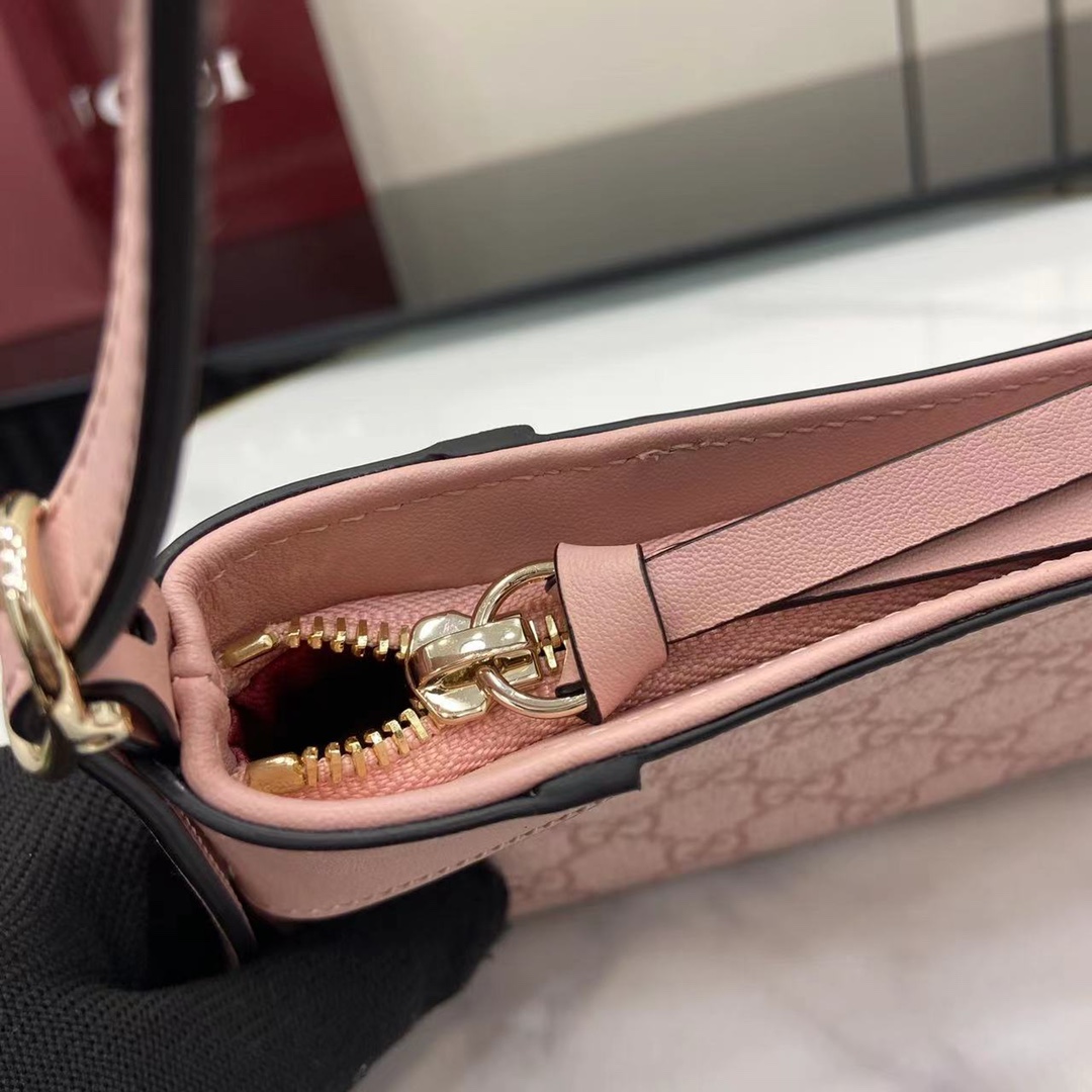 Bagsaaa Gvc*1 GG Emblem S*per mini shoulder bag 820696 pink - 23 x 13 x 2cm